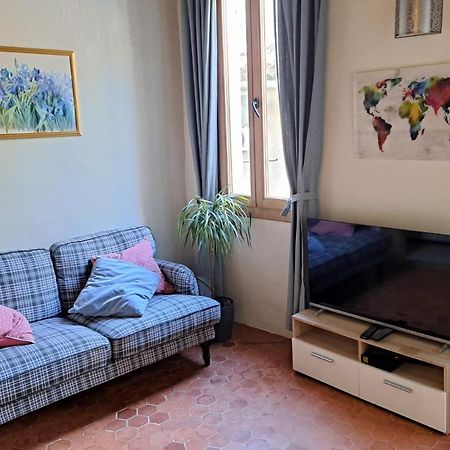 Renovated Fully Equipped Studio For 2 To 4 Pers Διαμέρισμα Λα Σιοτά Εξωτερικό φωτογραφία
